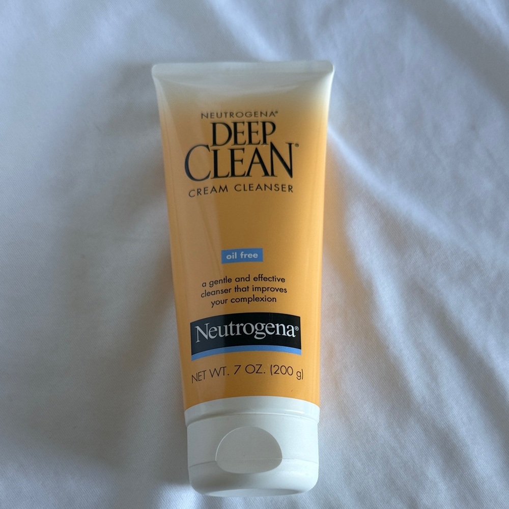 NWT Neutrogena Deep Clean Cream Cleanser 7oz